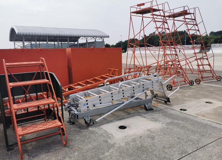 �w�C�l�әC�S����